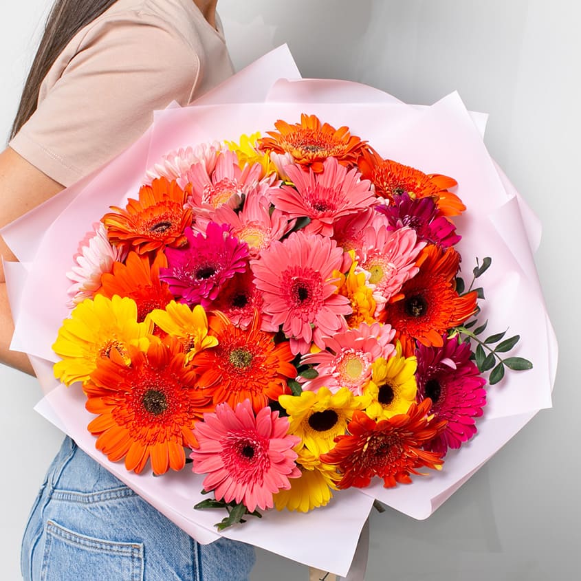 

Л'Этуаль Flowers Букет разноцветных Гербер 55 шт.