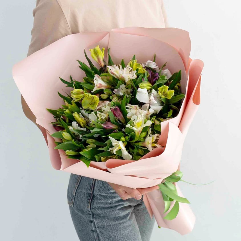 

Л'Этуаль Flowers Букет из Альстромерии 27 шт.