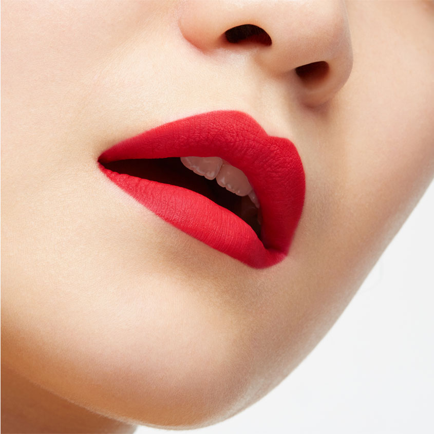 Помада CHRISTIAN LOUBOUTIN BEAUTY Матовая помада для губ Velvet Matte ...