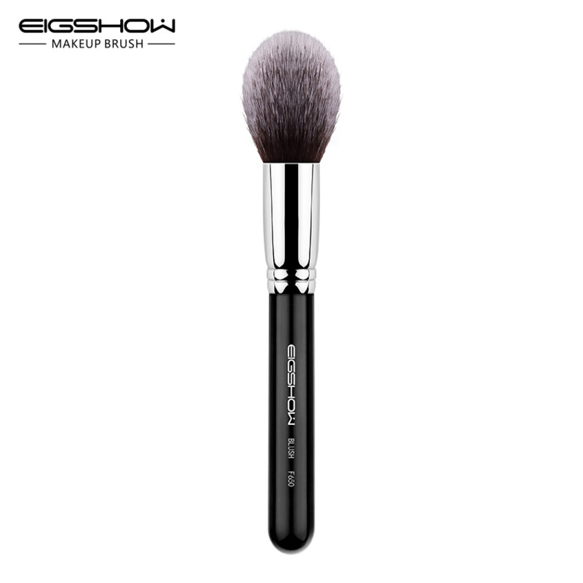 

EIGSHOW Кисть для пудры, румян, хайлайтера BLUSH.