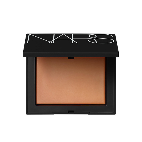 NARS Светоотражающая фиксирующая компактная пудра